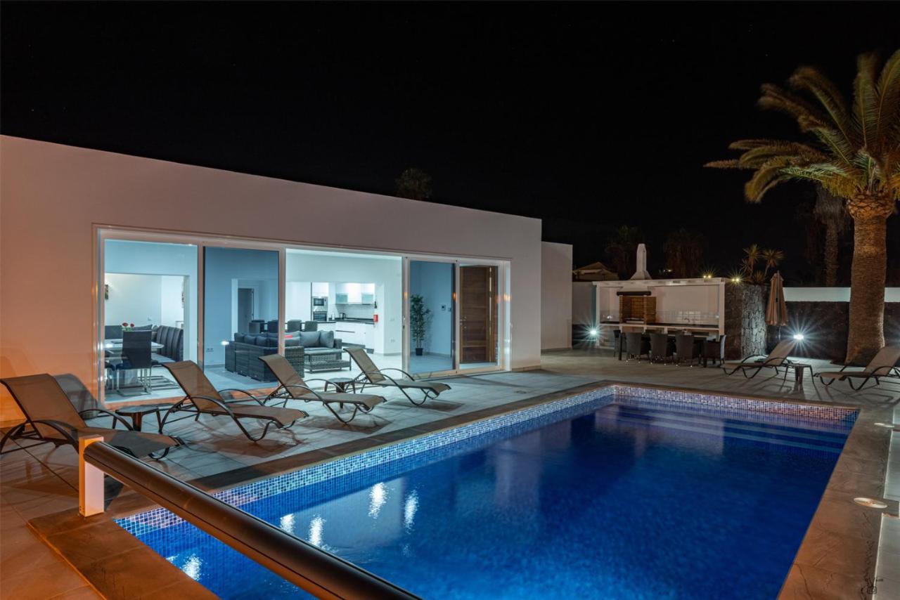 Villa Rossa - Villas Now - Lh215 By Villas Now Ltd Playa Blanca  Exteriér fotografie